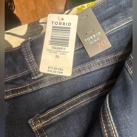 Torrid MidFit Slim Boot Super Soft Mid-Rise Jean - Picture 5 of 8